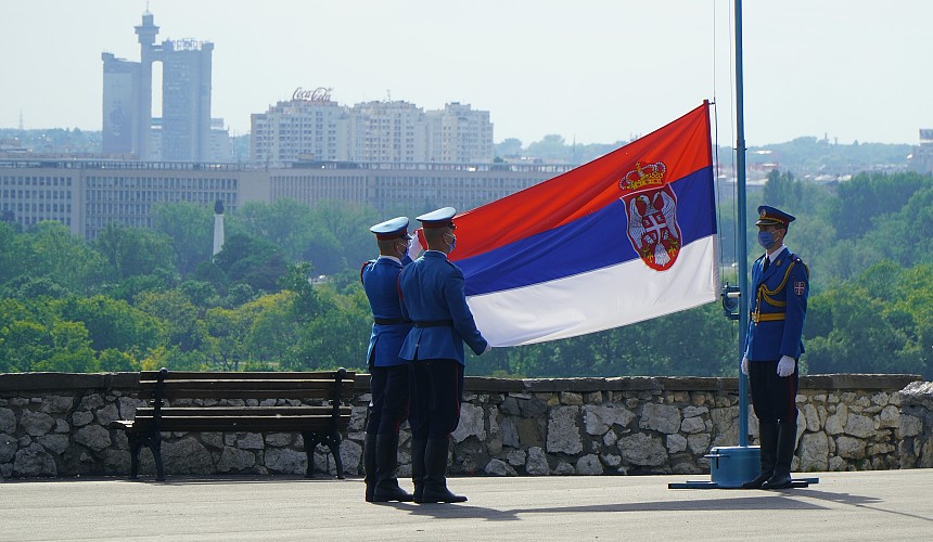 Безвизовая Сербия получает большинство туристов из России