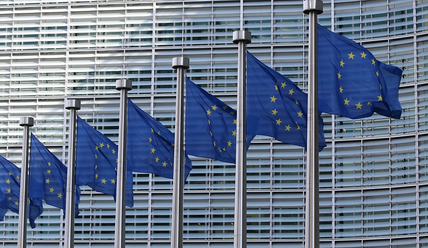 Странам Шенгена рекомендовали добавить слоты для заявителей на визы