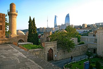 Азербайджан - каждый третий турист из России 
